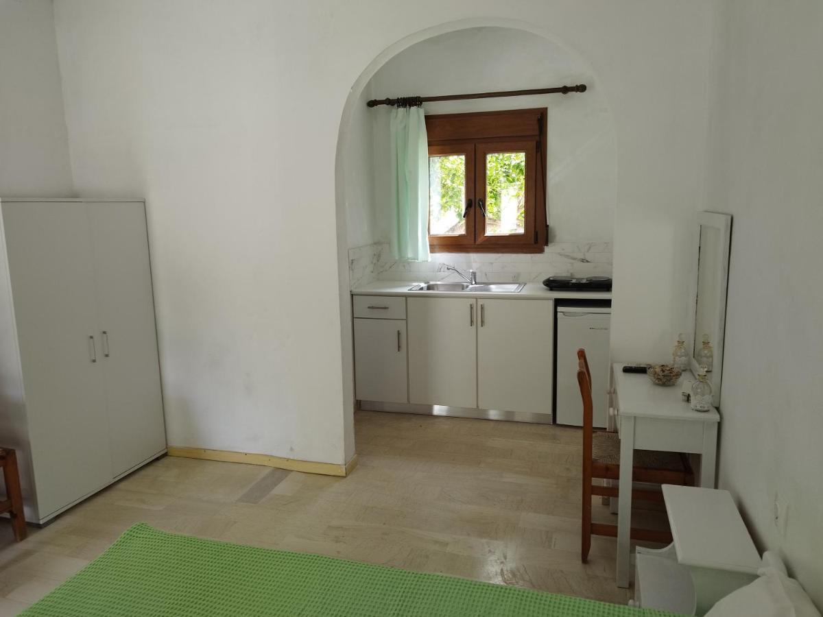 "Patra'S" Apartments Patra Poseidonion Екстер'єр фото
